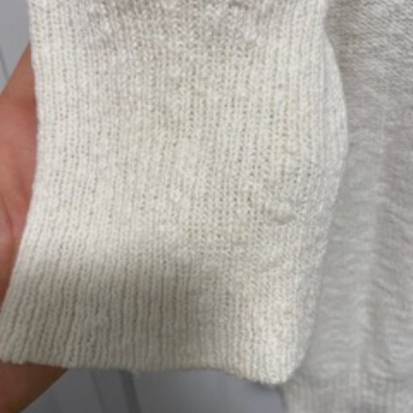 Clearout-EUC Two by Vince Camuto 3/4 sleeve creat tunic in size M - Picture 3 of 11